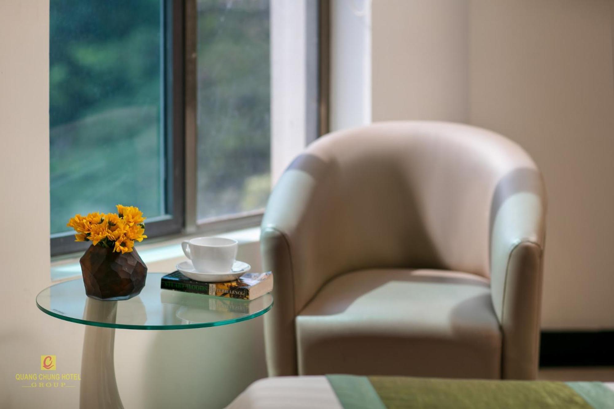 Nhan Hoa Hotel Hanoi Exteriör bild